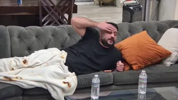 paying 10 hoes $500/day sleeping alone on da couch