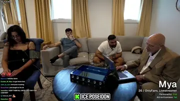 The only streamer mya has cracked is "Citrus".