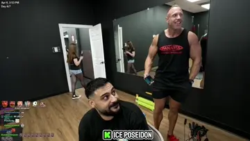 nikki exposing